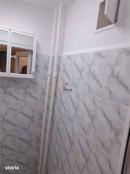 Garsonieră decomandată în Blașcovici