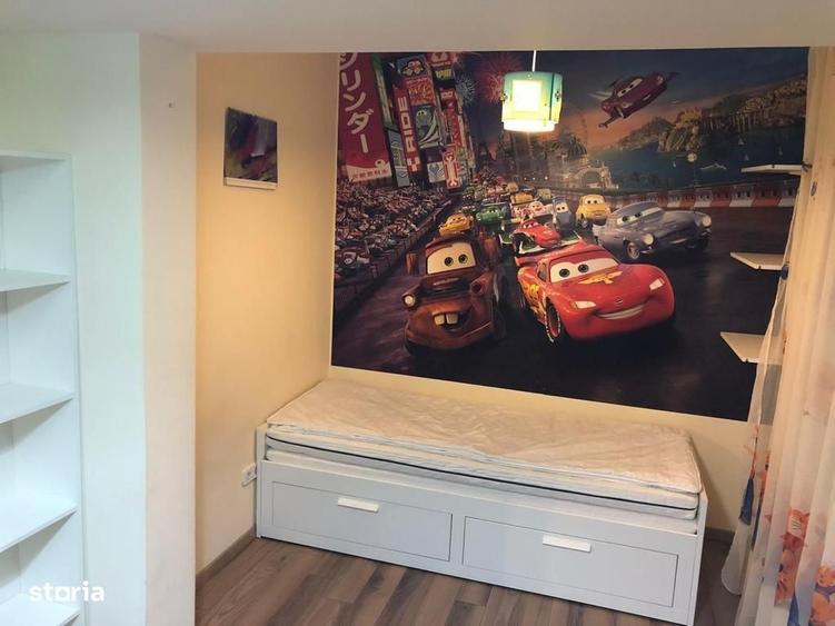 Apartament cu 3 camere decomandat în Vitan
