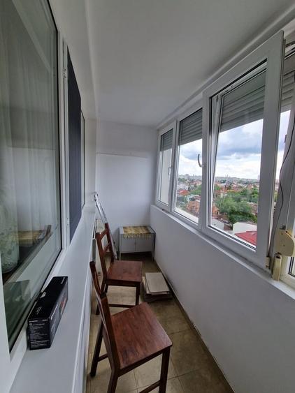Apartament semidecomandat în 1 Mai