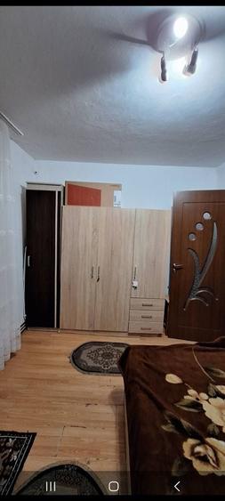 Apartament cu 2 camere semidecomandat în Crihala