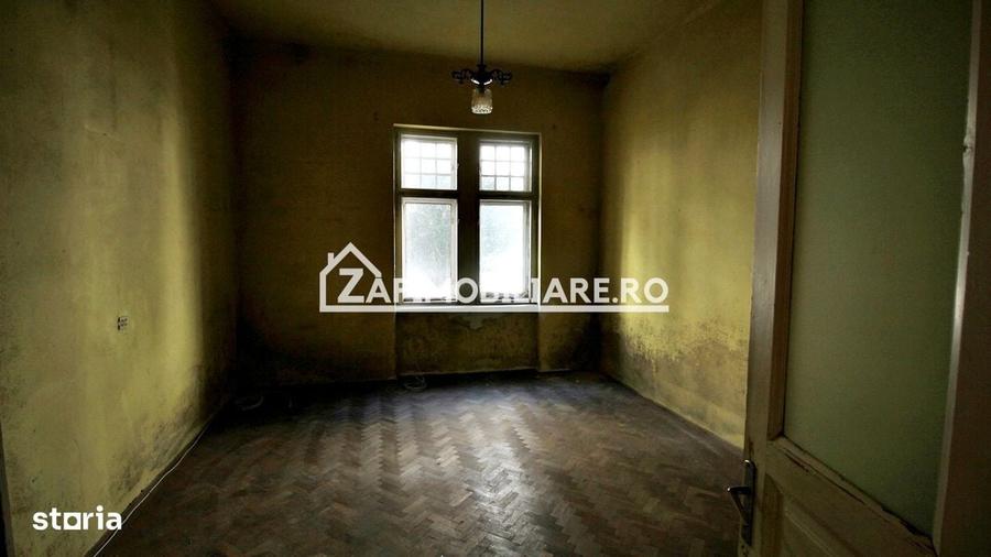 Casă cu 3 camere în Mureșeni