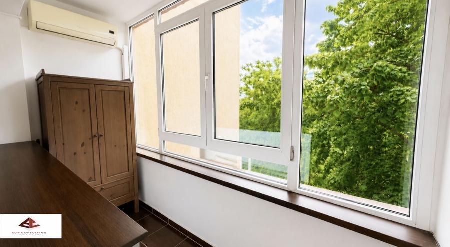 Apartament cu 2 camere semidecomandat în P-ța Victoriei
