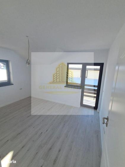 Casă cu 4 camere cu Canalizare în Sânpetru