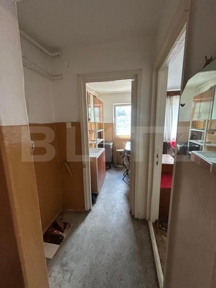 Apartament 3 camere, 40 mp, etaj 3/4, zona Micro 9 - 7