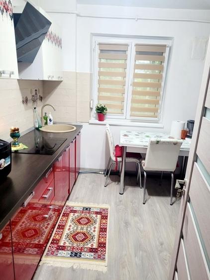 Apartament cu 2 camere semidecomandat în Tătărași