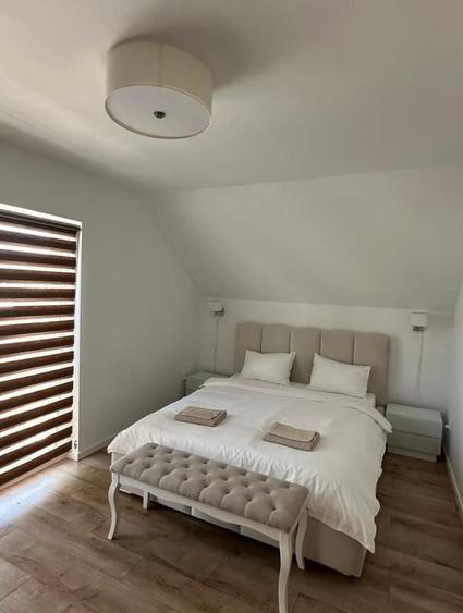 Casă cu 4 camere cu Teren 250 Mp în Central