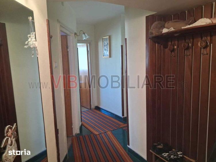 Apartament cu 4 camere în Pantelimon