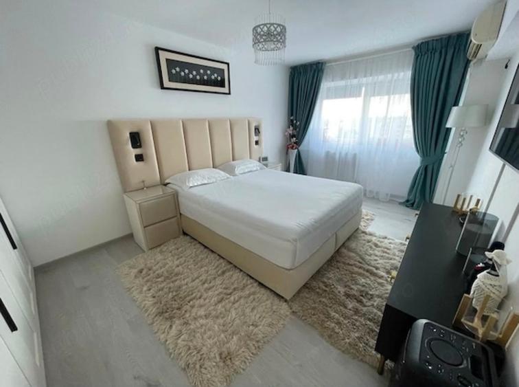 Apartament cu 2 camere decomandat în Vitan