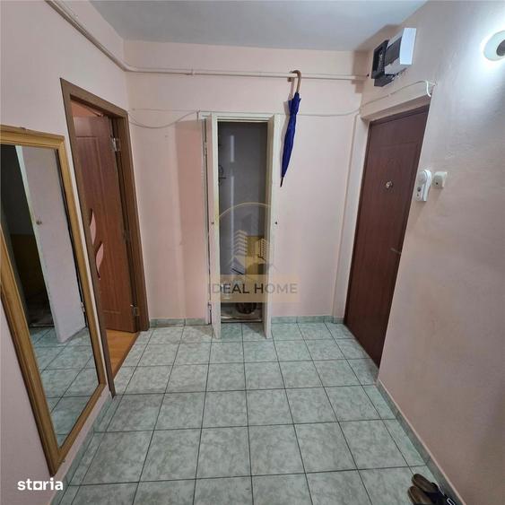 Apartament cu 2 camere decomandat în Alexandru cel Bun