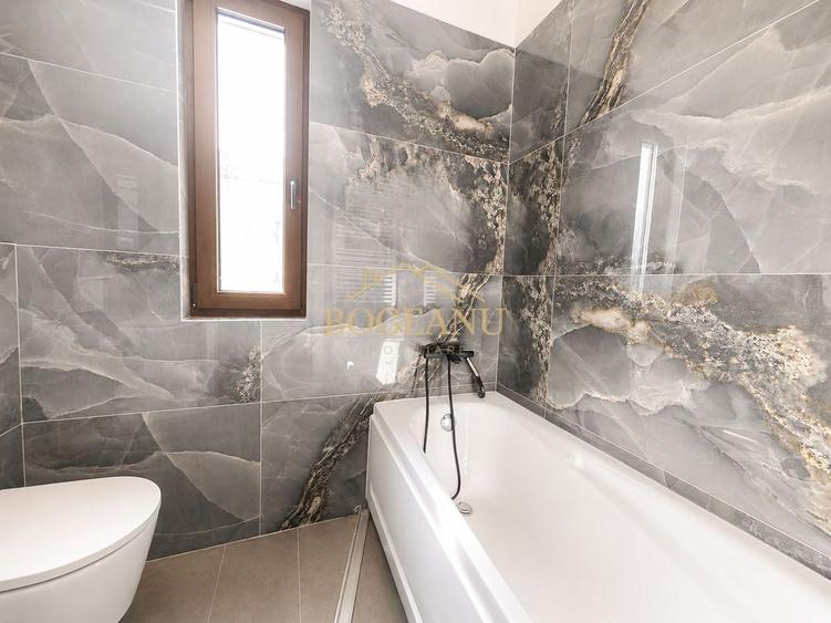 Duplex cu 5 camere cu Canalizare în Moșnița Nouă