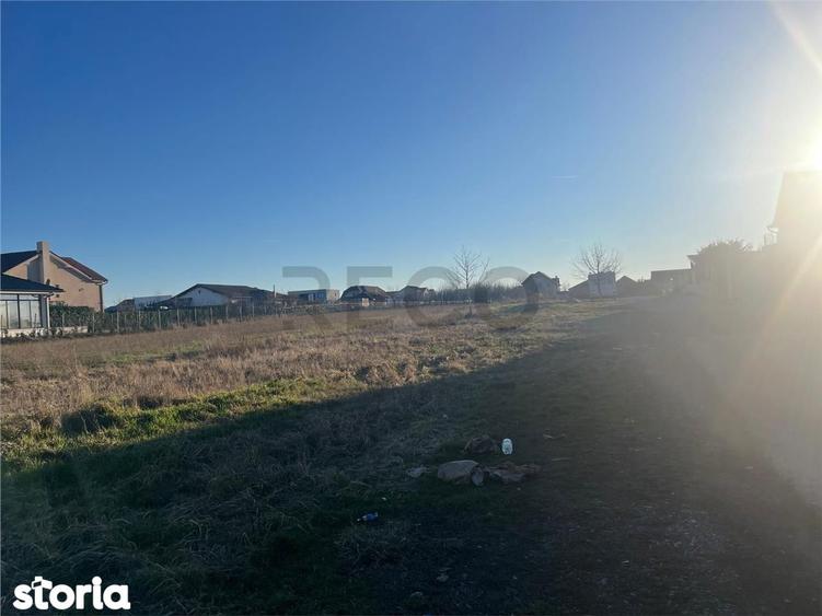 RECO Teren intravilan pentru loc de casa 500 mp Sanmartin - 1