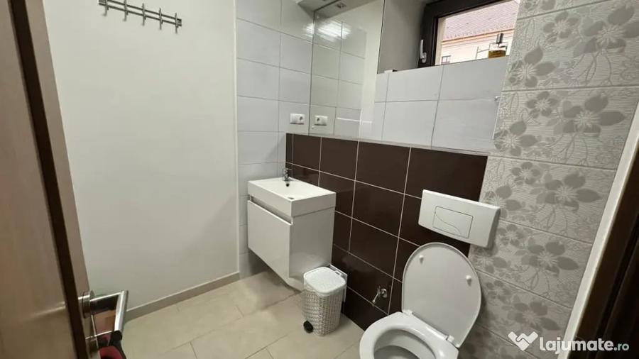 Casă cu 4 camere cu Teren 188 Mp în Ultracentral