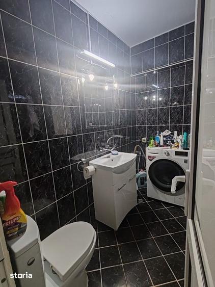 Apartament cu 4 camere decomandat în Traian