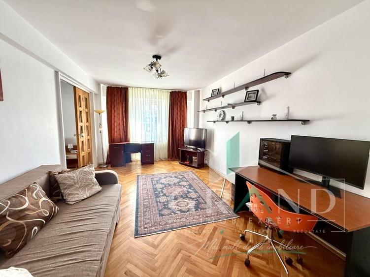 Apartament cu 4 camere decomandat, mobilat în Zorilor