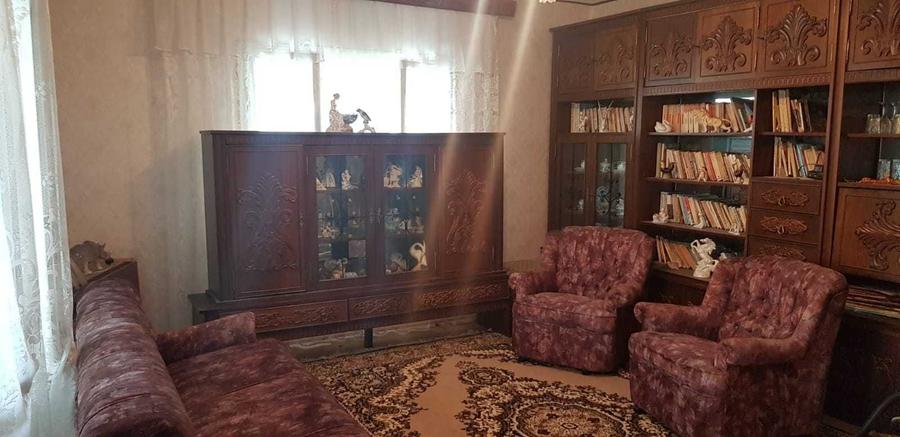 Casă cu 3 camere în Oglinzi