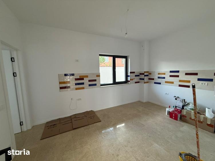 Casă cu 4 camere cu Teren 280 Mp în Ghencea