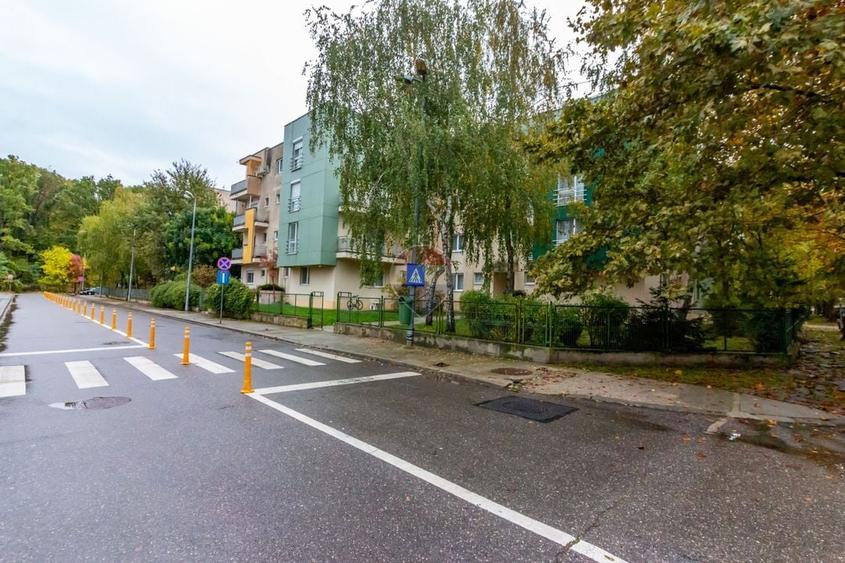 Apartament cu 2 camere semidecomandat, mobilat în Nord