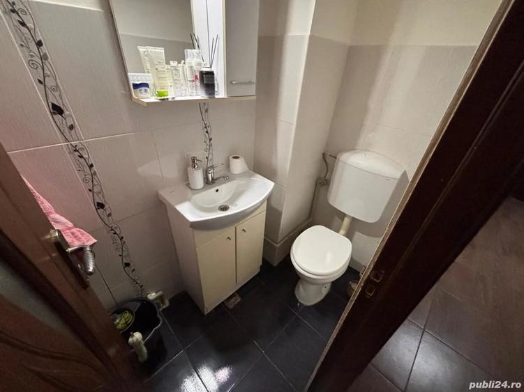 Apartament cu 2 camere decomandat în Ostroveni