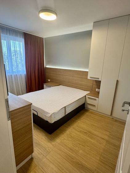 Apartament cu 2 camere decomandat în Exterior Vest