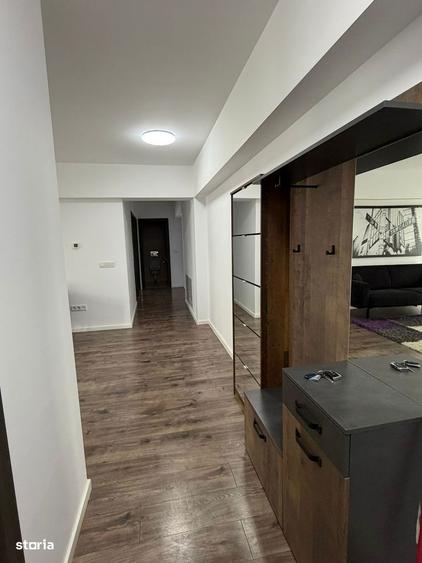 Apartament cu 3 camere în Tei