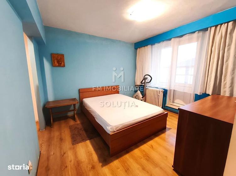 Apartament cu 4 camere decomandat în Ultracentral