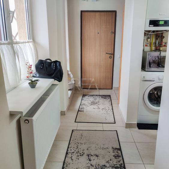 Apartament cu 2 camere semidecomandat, mobilat în Moșilor