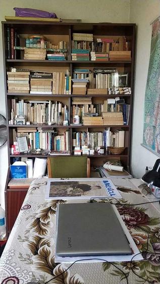 Apartament cu 3 camere semidecomandat în Rovine