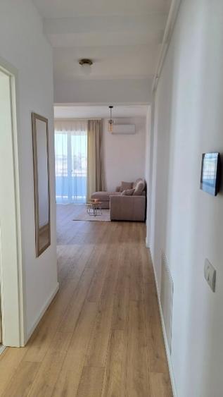 Apartament cu 2 camere semidecomandat, mobilat în Giroc
