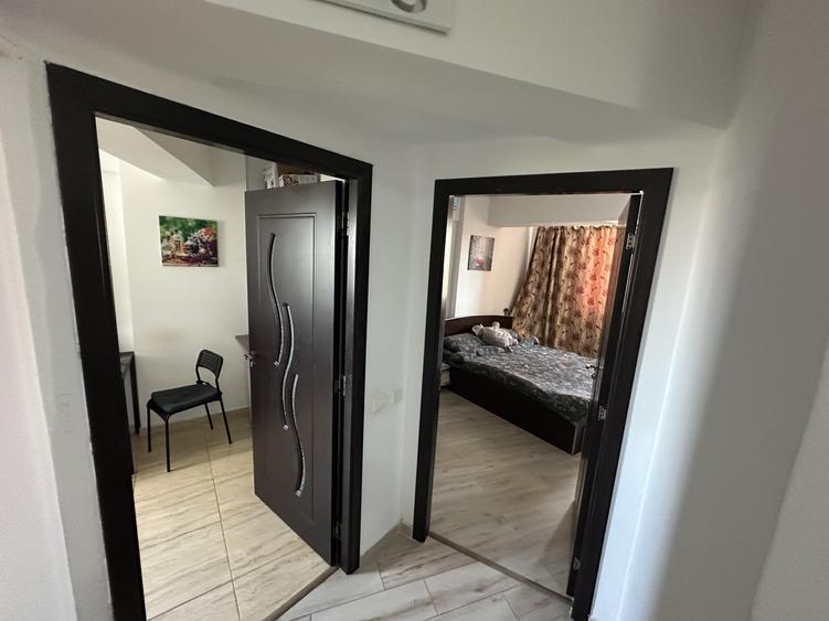 Apartament cu 3 camere decomandat, mobilat în Berceni