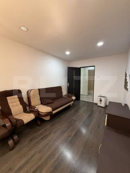 Apartament cu 2 camere decomandat în Micro 13