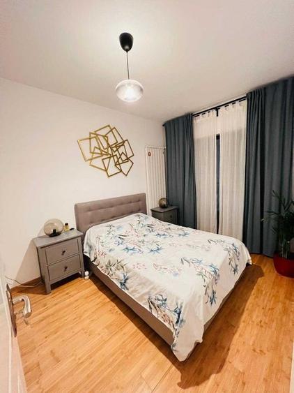 Apartament cu 2 camere semidecomandat, mobilat în Timpuri Noi