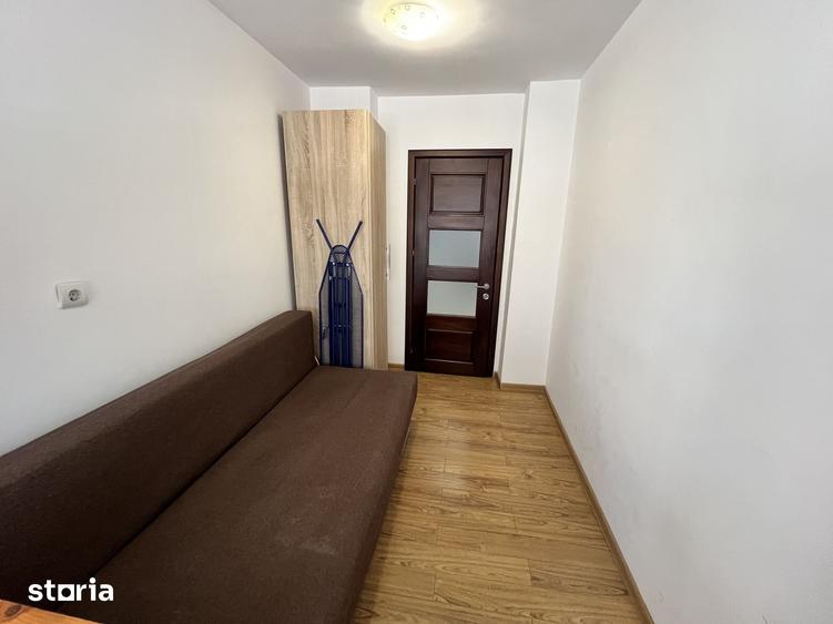 Apartament cu 3 camere semidecomandat în Mihai Viteazul