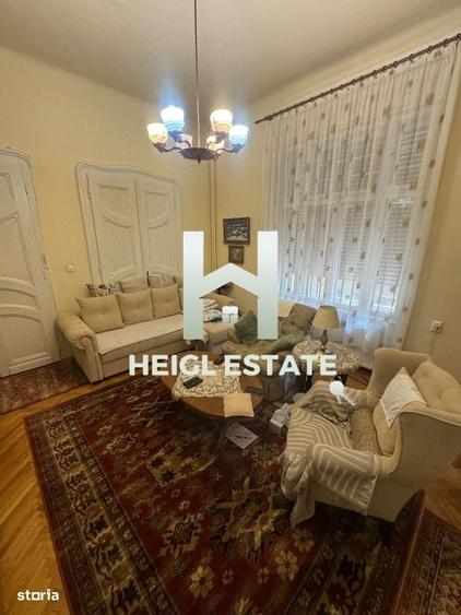 Apartament cu 4 camere în P-ța Victoriei