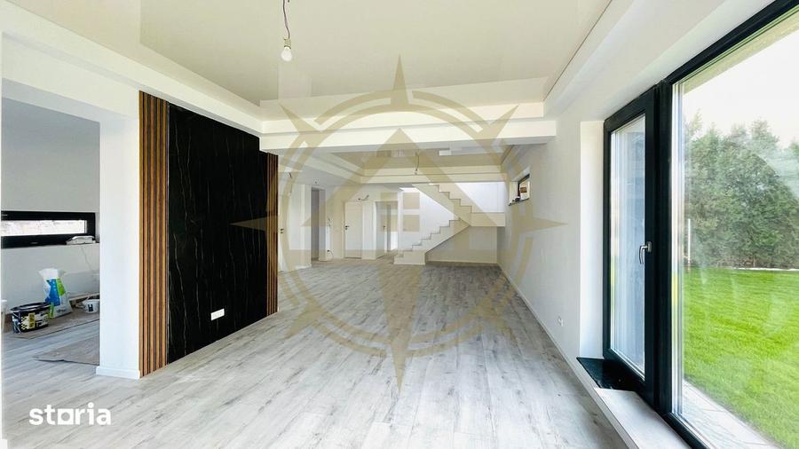 Casă cu 5 camere cu Teren 495 Mp în Corbeanca