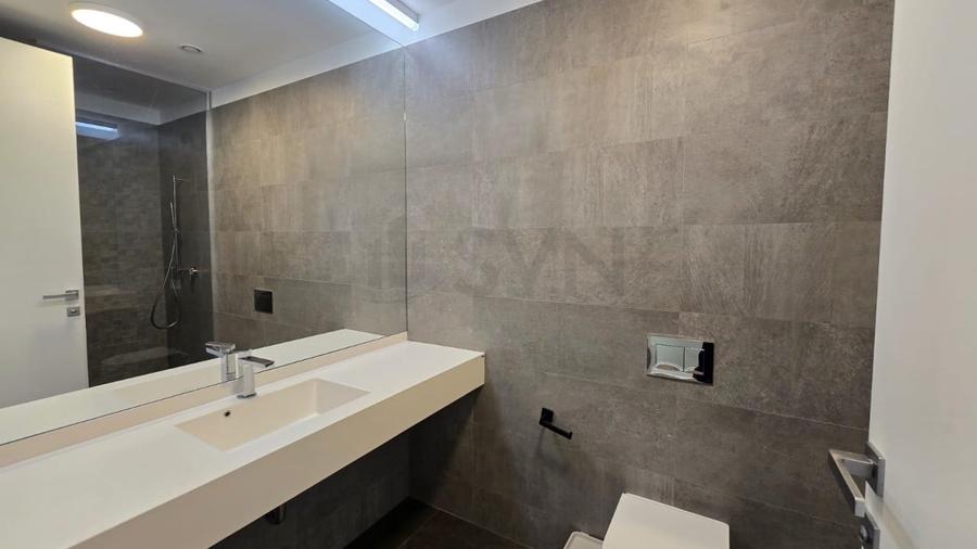 Apartament cu 2 camere semidecomandat, mobilat în Primăverii