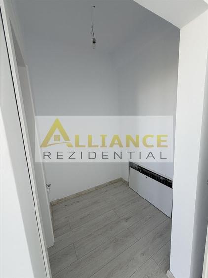 Casă individuală cu 3 camere decomandat cu Canalizare în Berceni