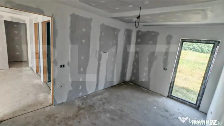 Casă cu 3 camere cu Teren 600 Mp în Central