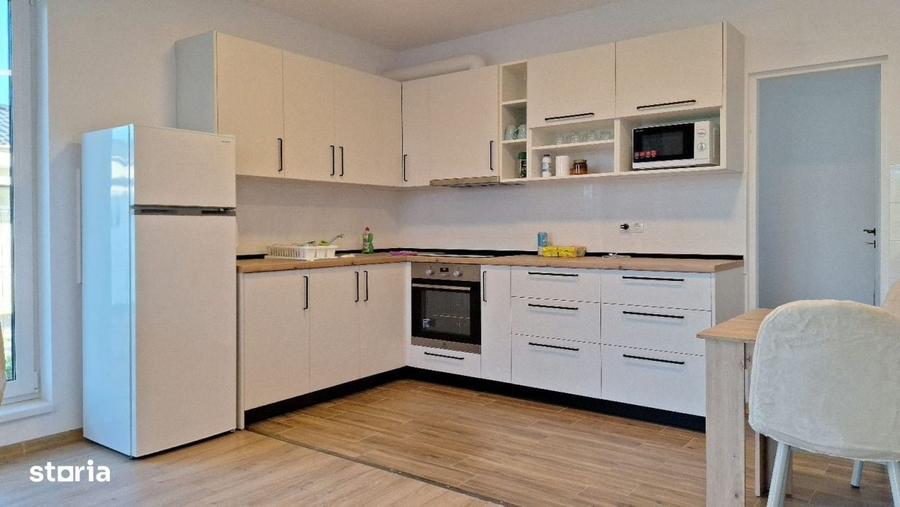 Casă cu 4 camere cu Teren 500 Mp în Feleacu
