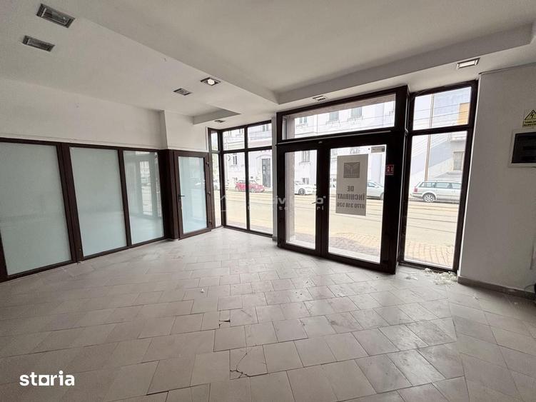 Spațiu comercial, de 250 mp, în Orașul Nou