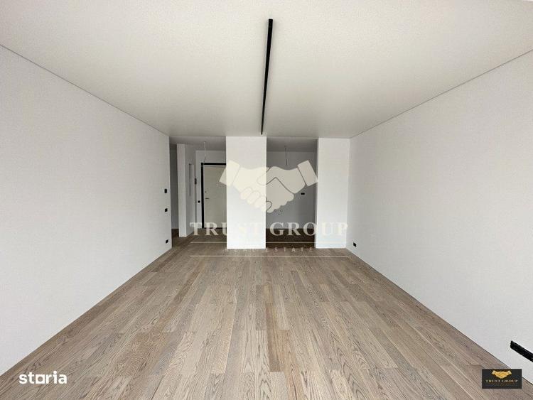 Apartament cu 2 camere decomandat în Tei