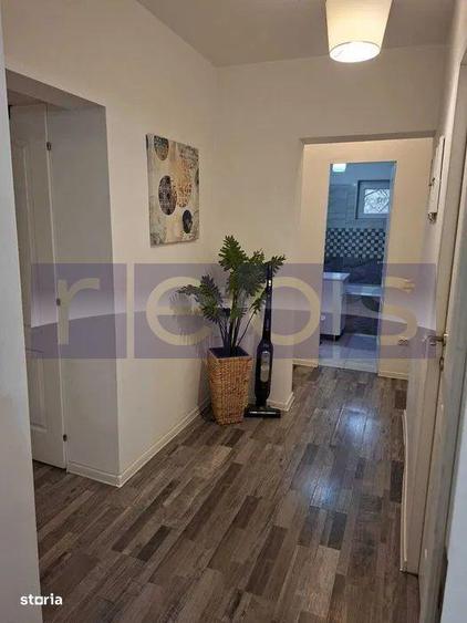 Apartament cu 3 camere decomandat, mobilat în Colentina