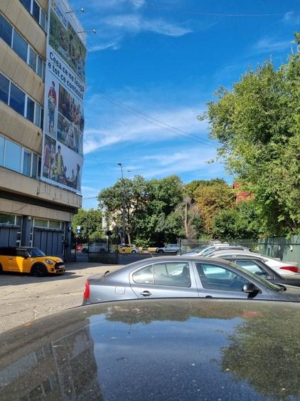 Birou, de 3,700 mp, în Floreasca