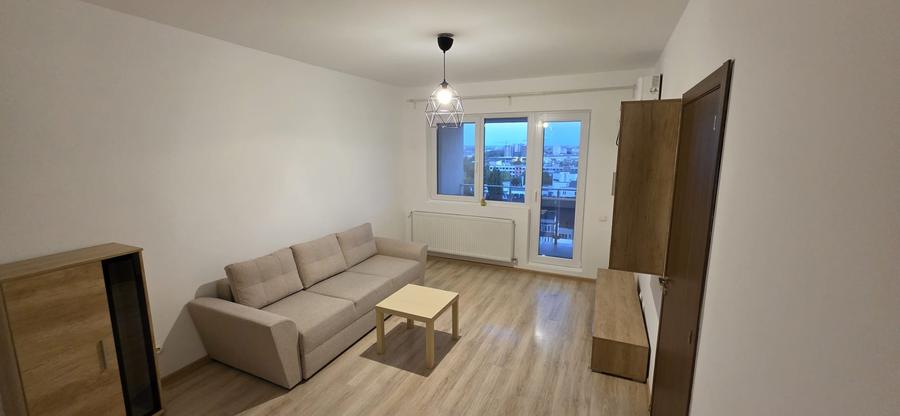 Apartament cu 2 camere decomandat în Păcii