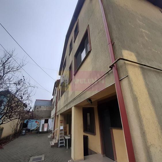 Casă individuală cu 7 camere cu Canalizare în Antiaeriană