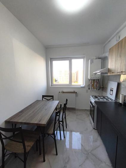 Apartament cu 2 camere decomandat în Berceni