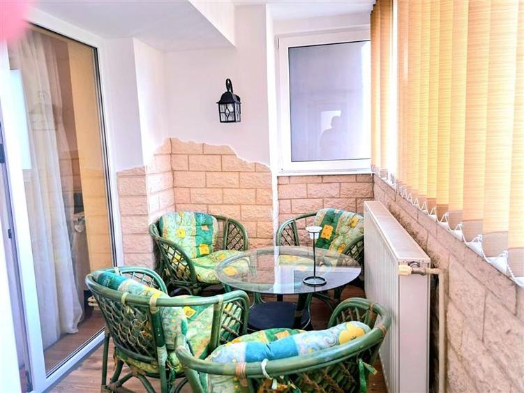 Apartament cu 3 camere decomandat, mobilat în Lenin