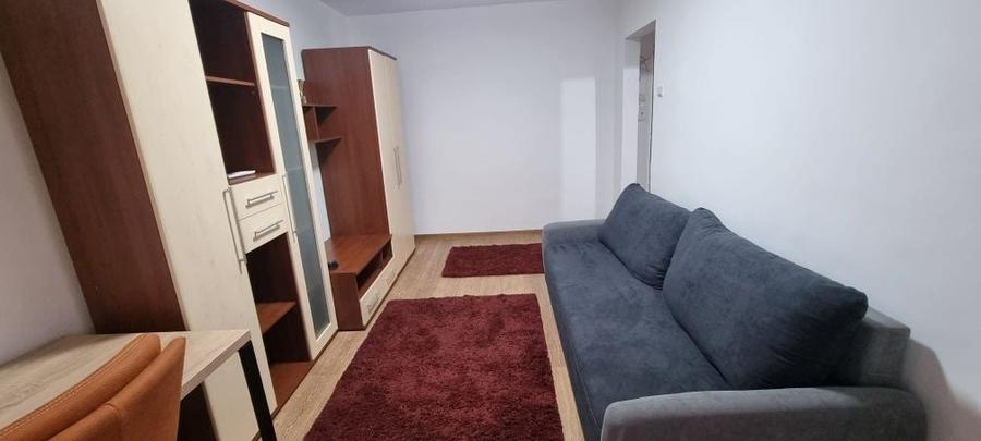 Garsonieră decomandată în Exterior Vest