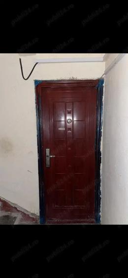 Apartament cu 3 camere decomandat în Zimnicea