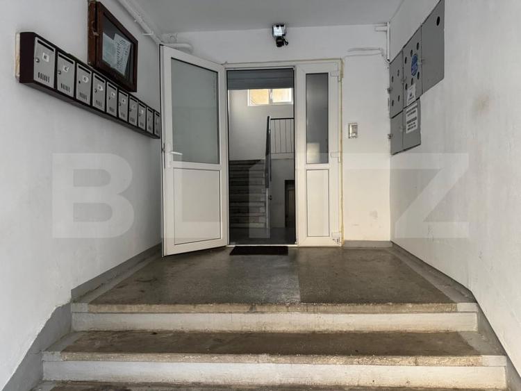 Apartament decomandat cu 3 camere spatioase si luminoase - etaj 3 - 11