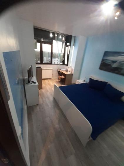 Apartament cu 2 camere semidecomandat în Universitate